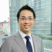 株式会社 経営共創基盤（IGPI）ディレクター　公認会計士 中島 亮介さん